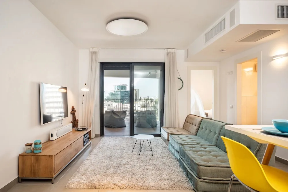 1Bd W/Balcony Near Rothchild By Sea N' Rent
