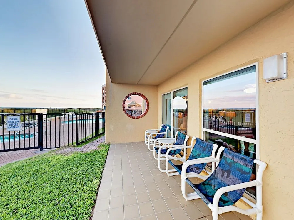 4400 Gulf Blvd Condo Unit 107