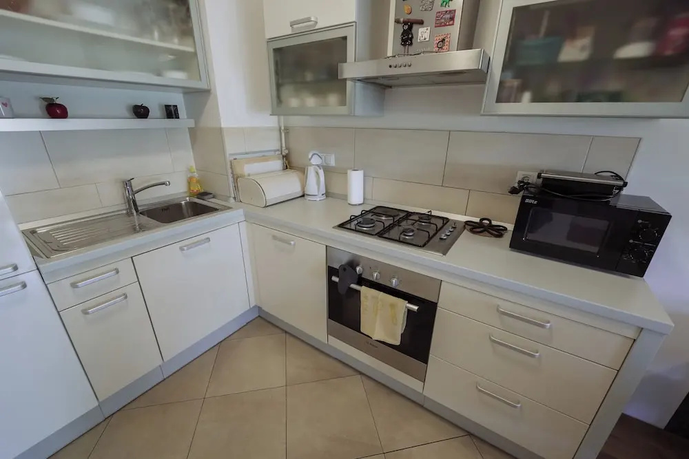 Lola Suite, One Bedroom Place With Free Parking
