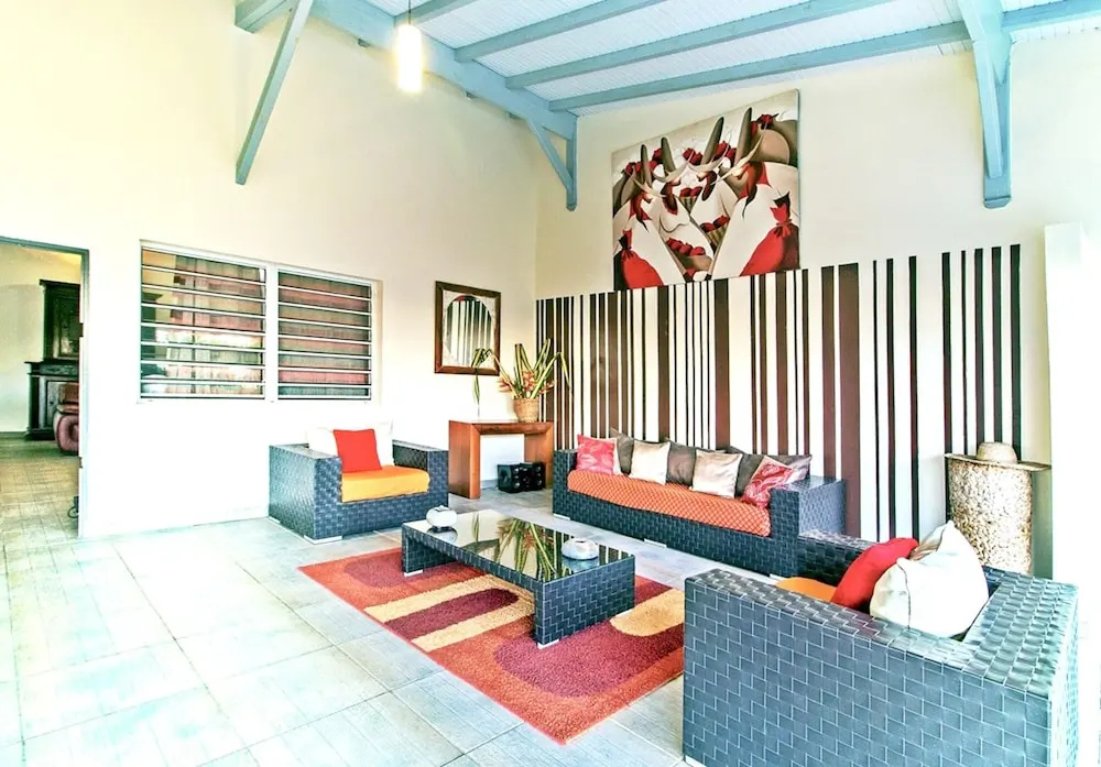 House With 4 Bedrooms in Le Vauclin, With Wonderful sea View, Pool Acc