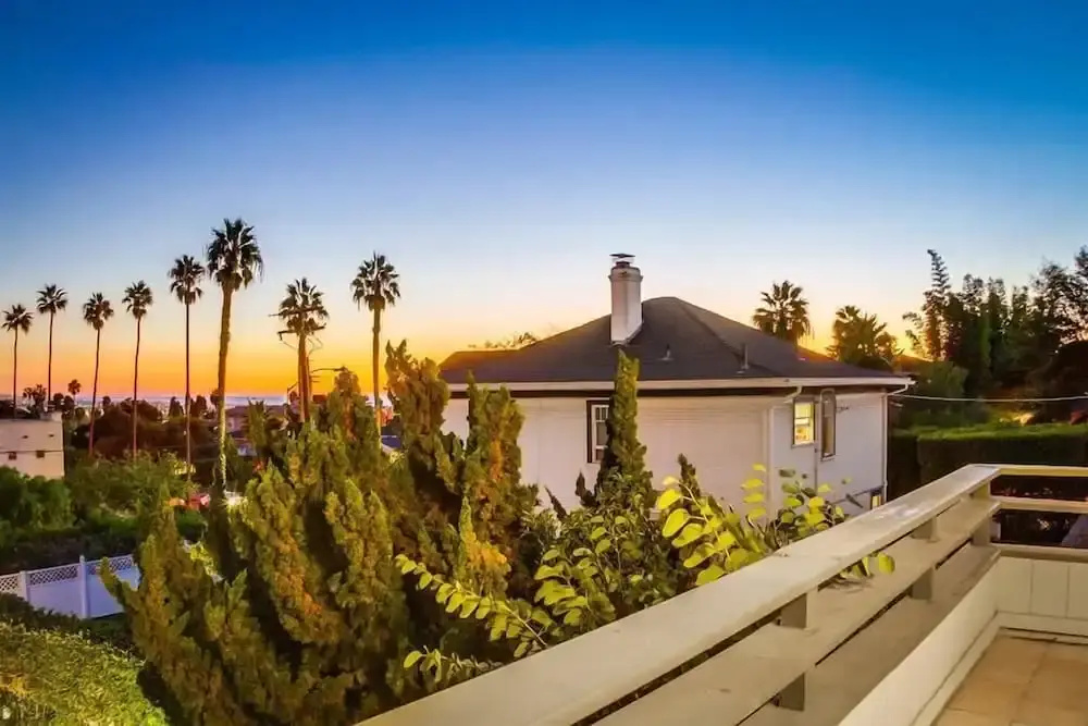 Beryl Bungalow Apts