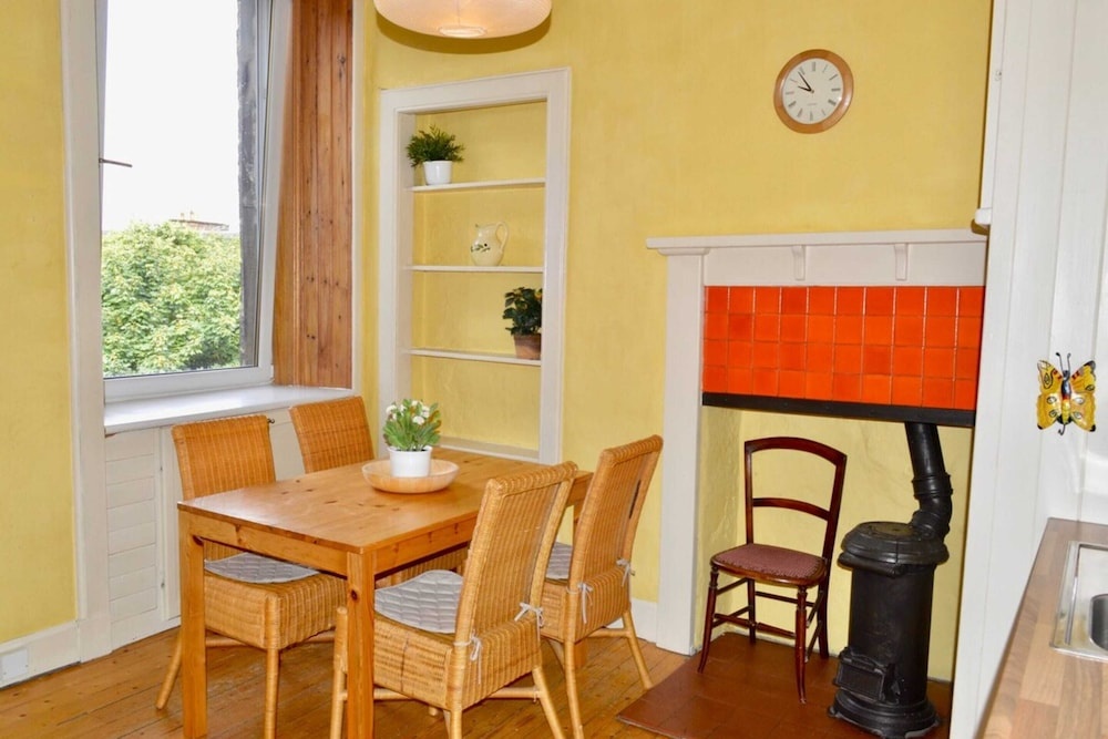 Central and Homely One Bedroom Flat