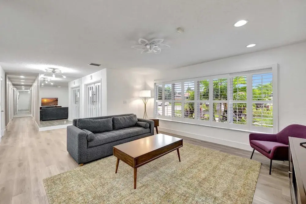Waterfront Paradise Chic 3 BDR