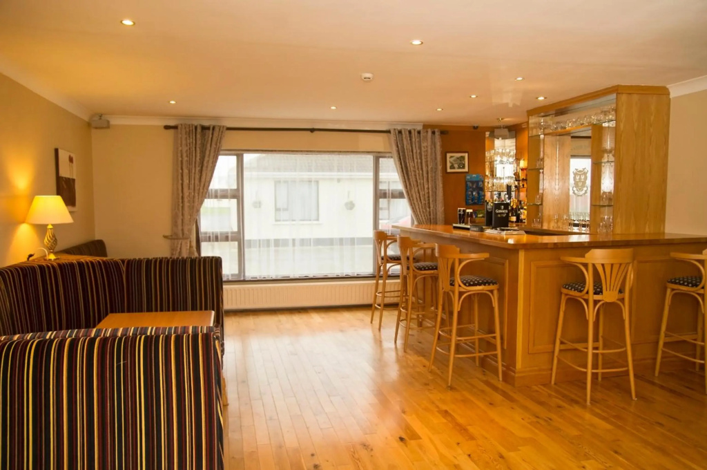 Hillview House