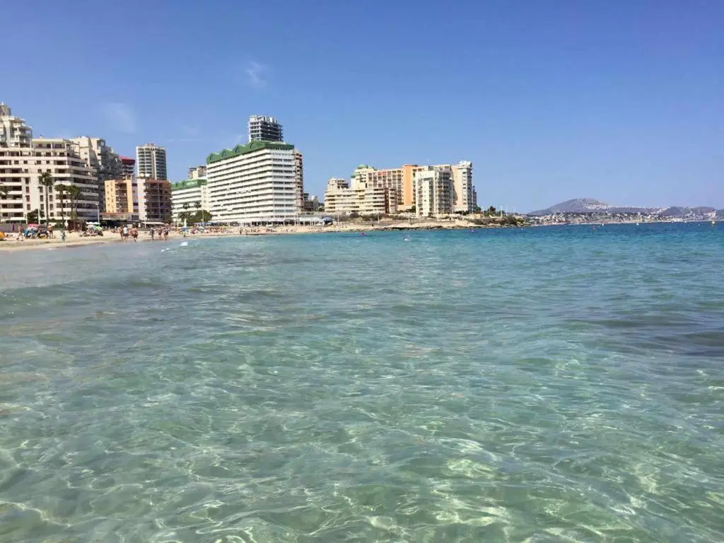 PRIMERA Línea playa apto piscina parking vistas mar gran terraza wifi
