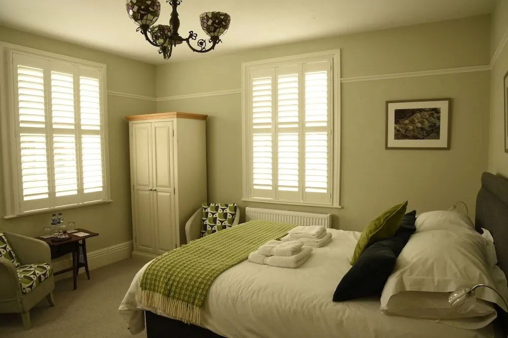 Lewesdon B&B