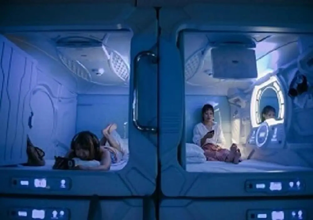 Capsule Hotel 2nd BOX