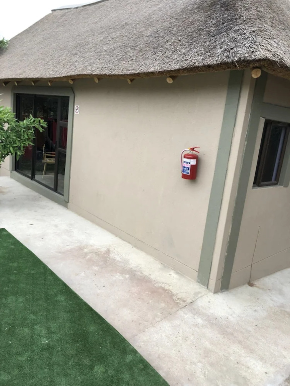Lapeng Lehae Lodge