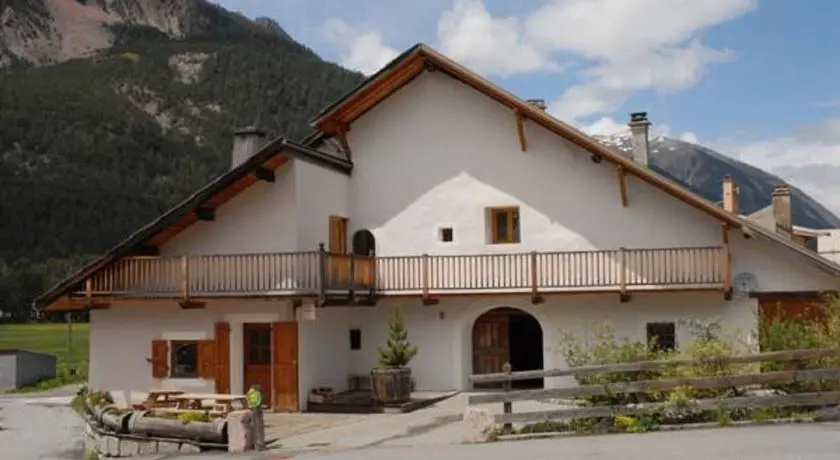 La Maison Claree