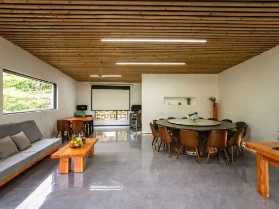 Fengzhigu Villa (Anji Yunshang Grassland Store)
