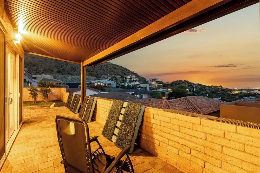 Mtn & City Views: Stunning Villa in Phoenix