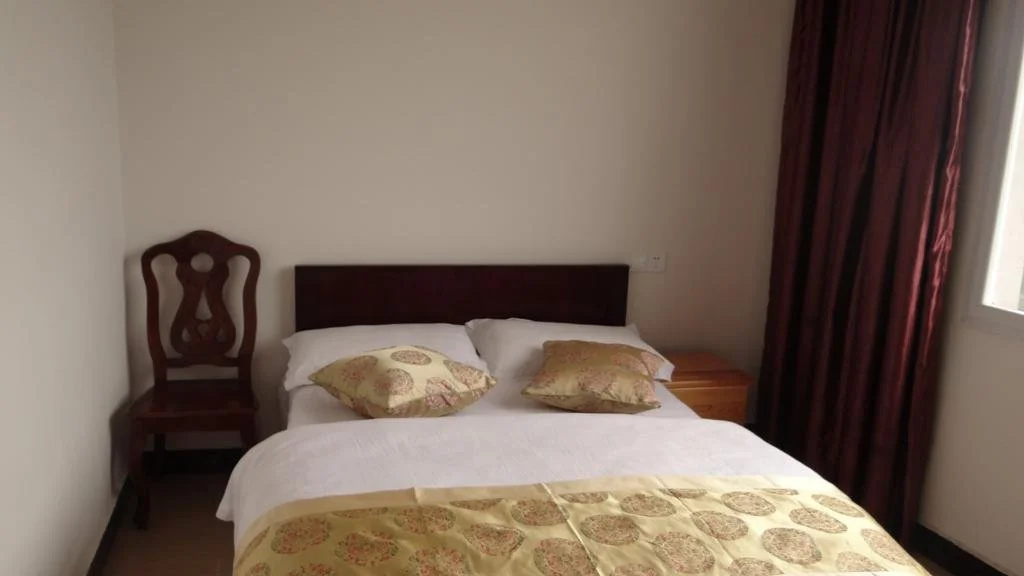 Emeishan Jintong Inn