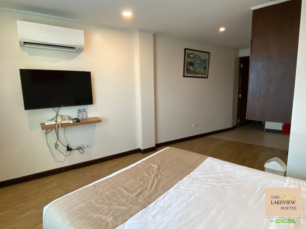 The Lakeview Suites