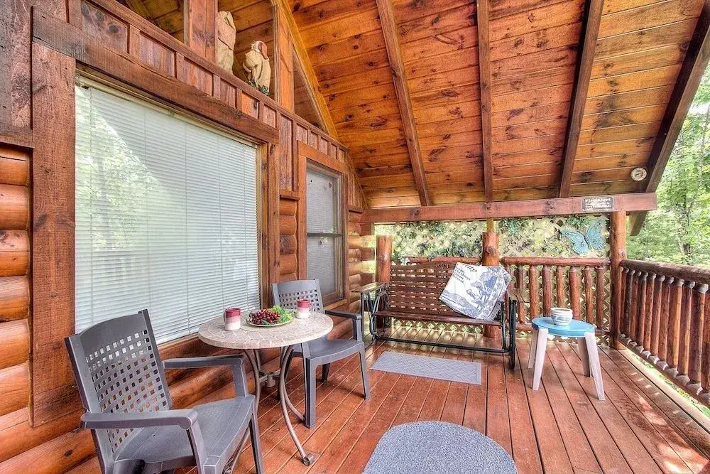 Love Song 1 Bedroom 1 Bathroom Cabin