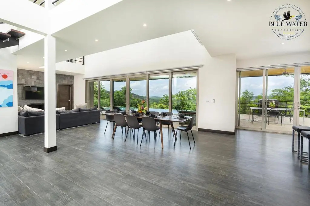 Miramar 28 - A Brand new Modern 4 BR Ocean View home at Mar Vista