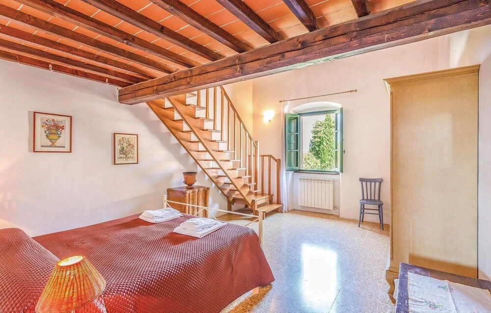 Awesome Home in Arezzo With 6 Bedrooms, Wifi and Outdoor Swimming Pool