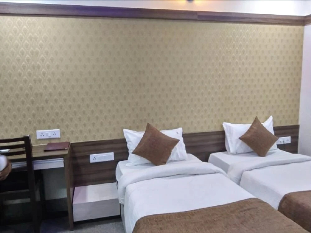 Hotel Samrat
