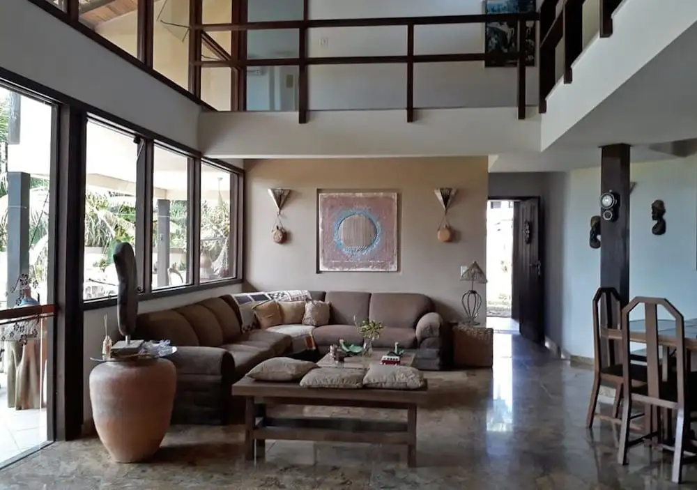 Casa na Praia de Taperapuan com piscina vista Mar