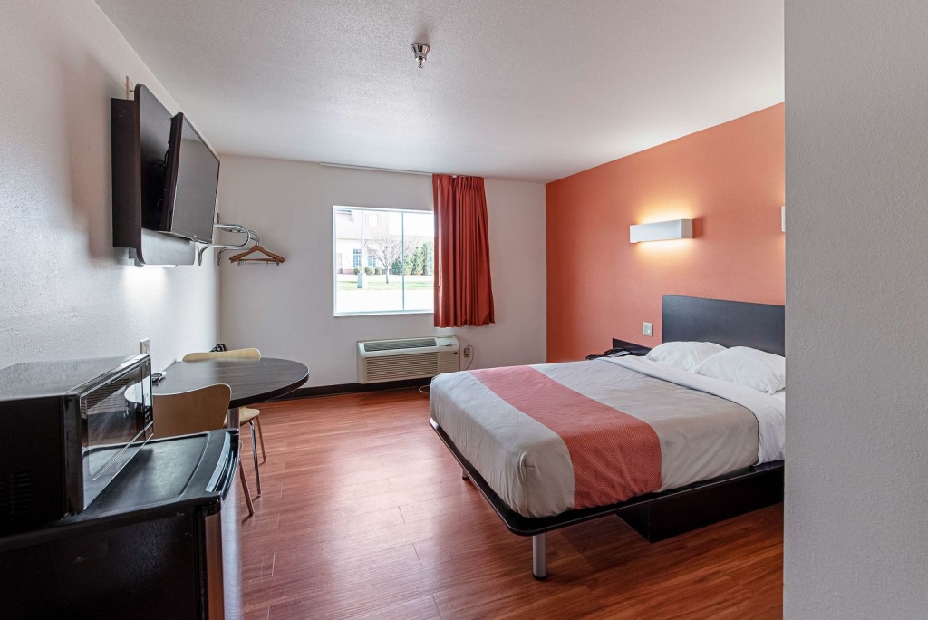 Motel 6-Lebanon, IN