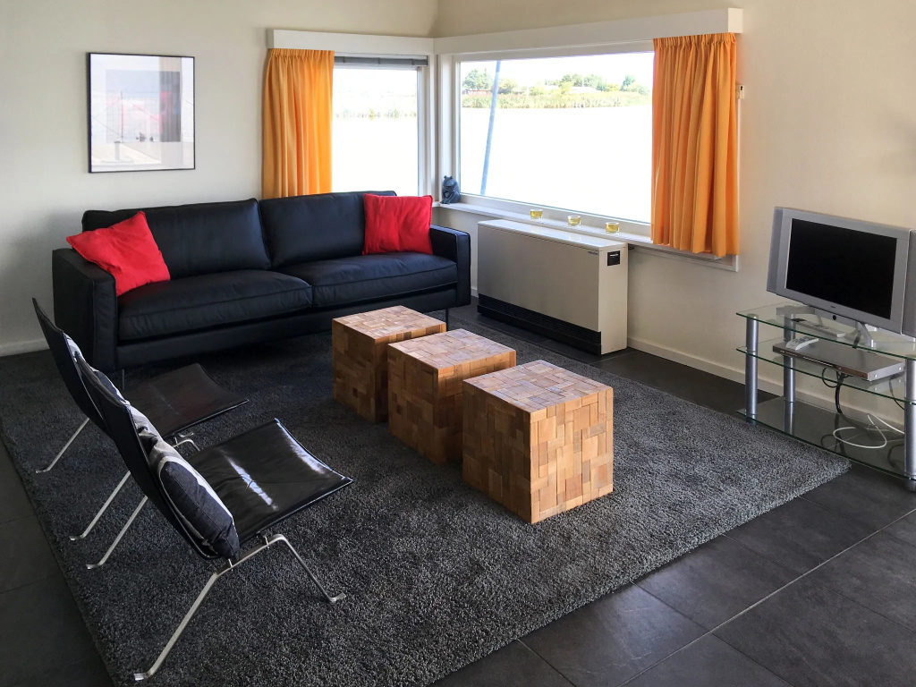 Holiday Home Jachthaven Oostmahorn by Interhome
