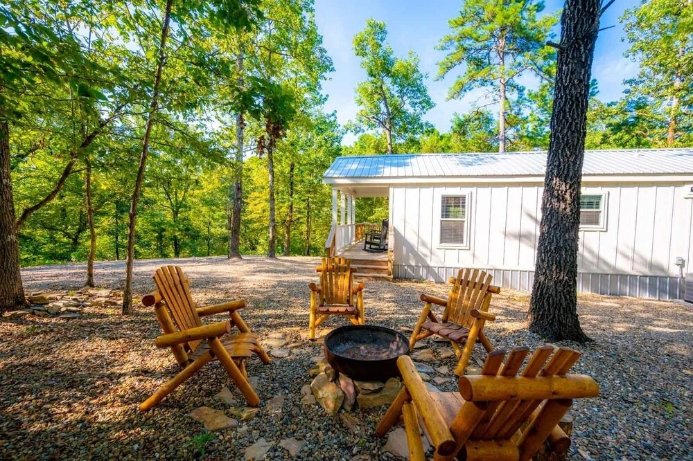 Little Lodge With Hot Tub on the Back Deck by Redawning