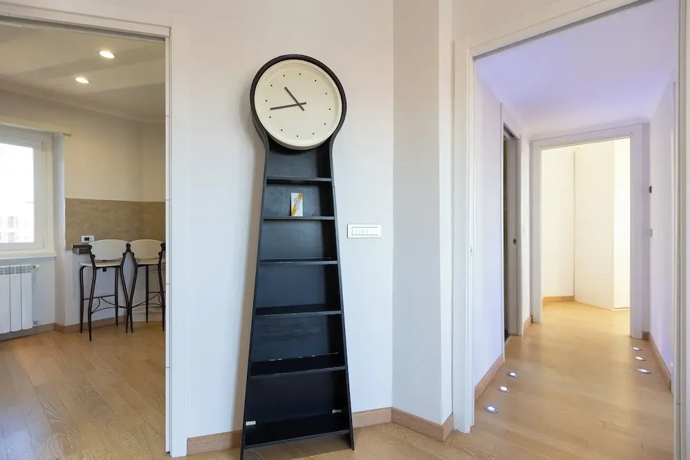 Rental in Rome Pyramid View Apartment