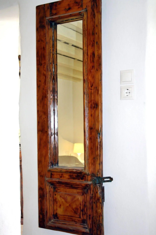 Mariakis Studios