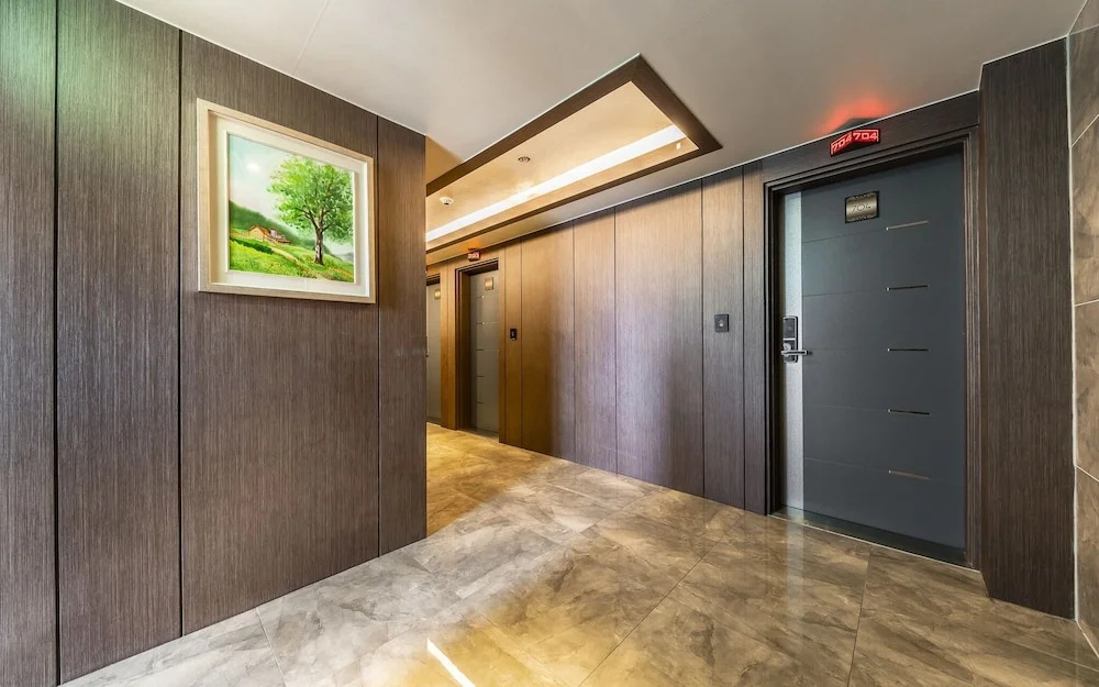 Star light Hotel
