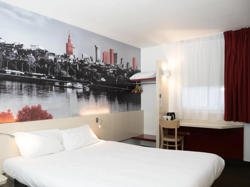 B&B Hotel Warszawa-Okęcie