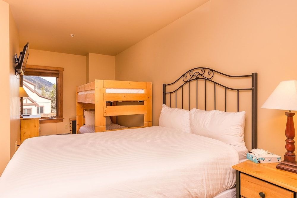 Red Hawk Lodge #2262 - 2 Br Condo