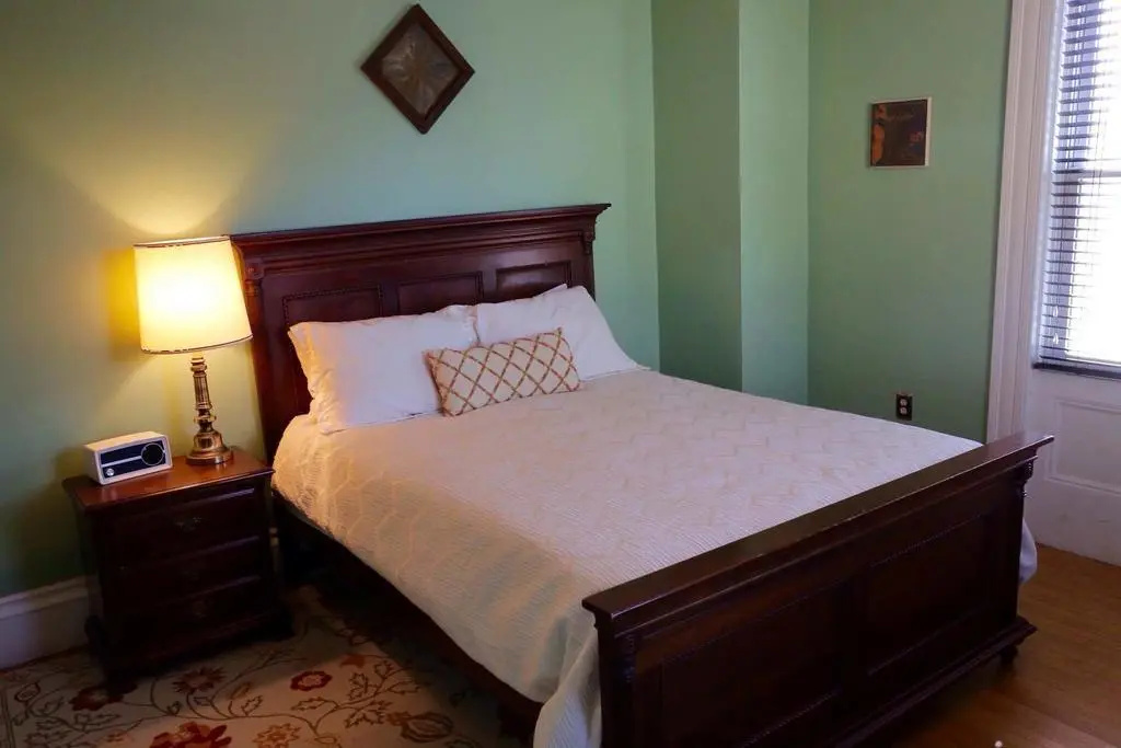 Stepping Stone Inn
