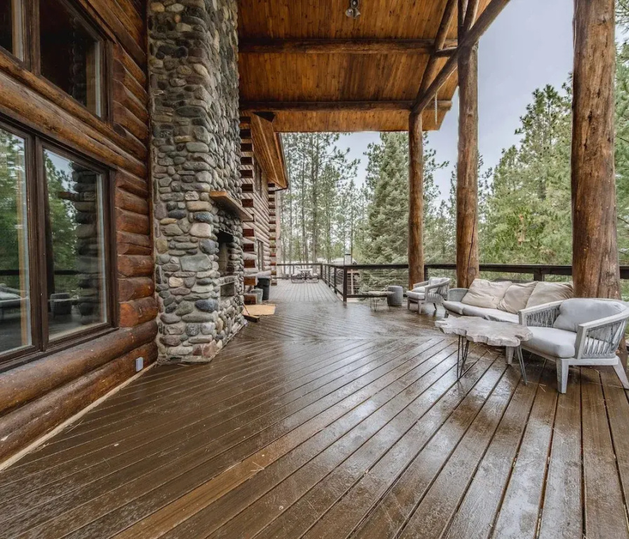 Wilderness Club Lodge For 25