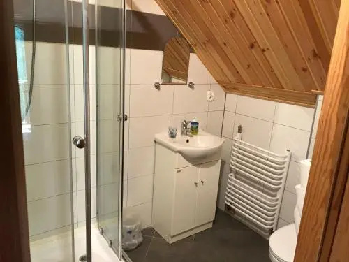Pokoje pod Dębami