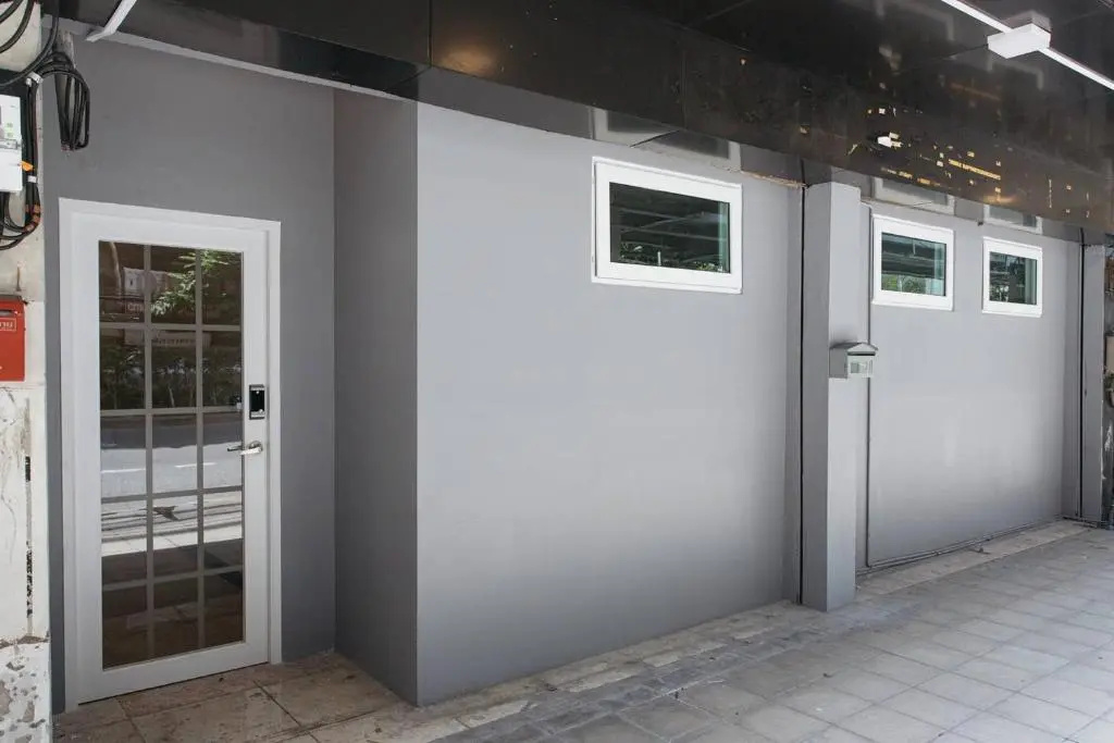 U3 Large 2 Bedroom Full Kitchen Near BTS Udomsuk