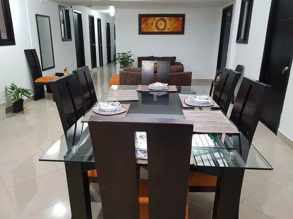 Hotel Laureles Home