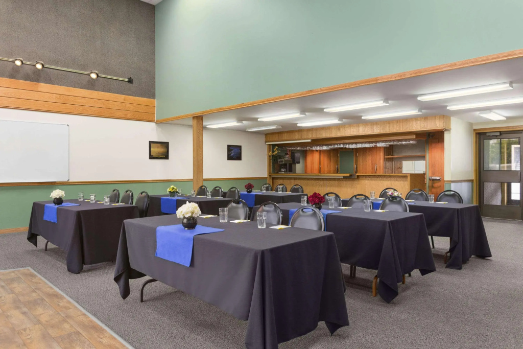 Days Inn Kenora
