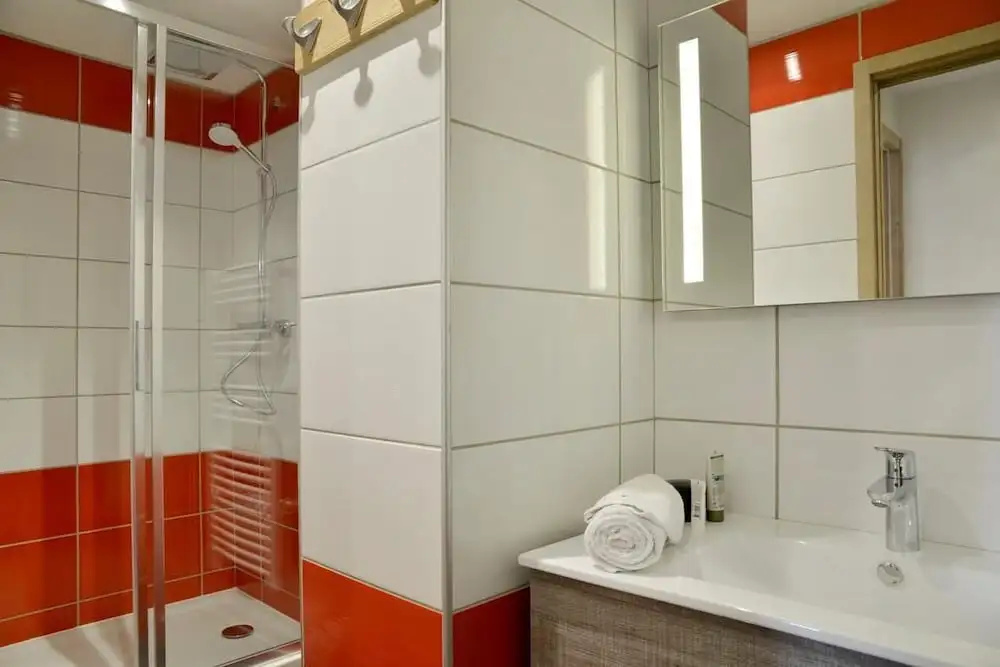 Residence LES Coches 4 Rooms in a Family Resort at the Bottom of the Slopes Bac423