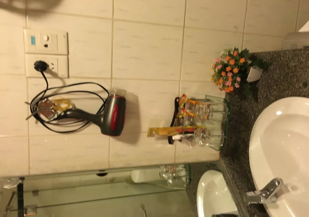Tuan Viet Hotel