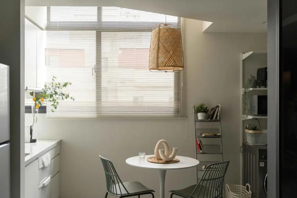 Lin Apartments by Olala Homes