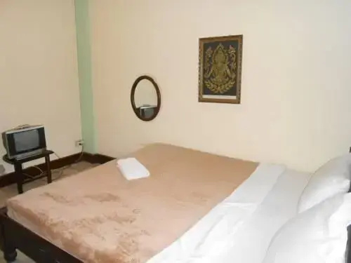 Thony 2 Guesthouse