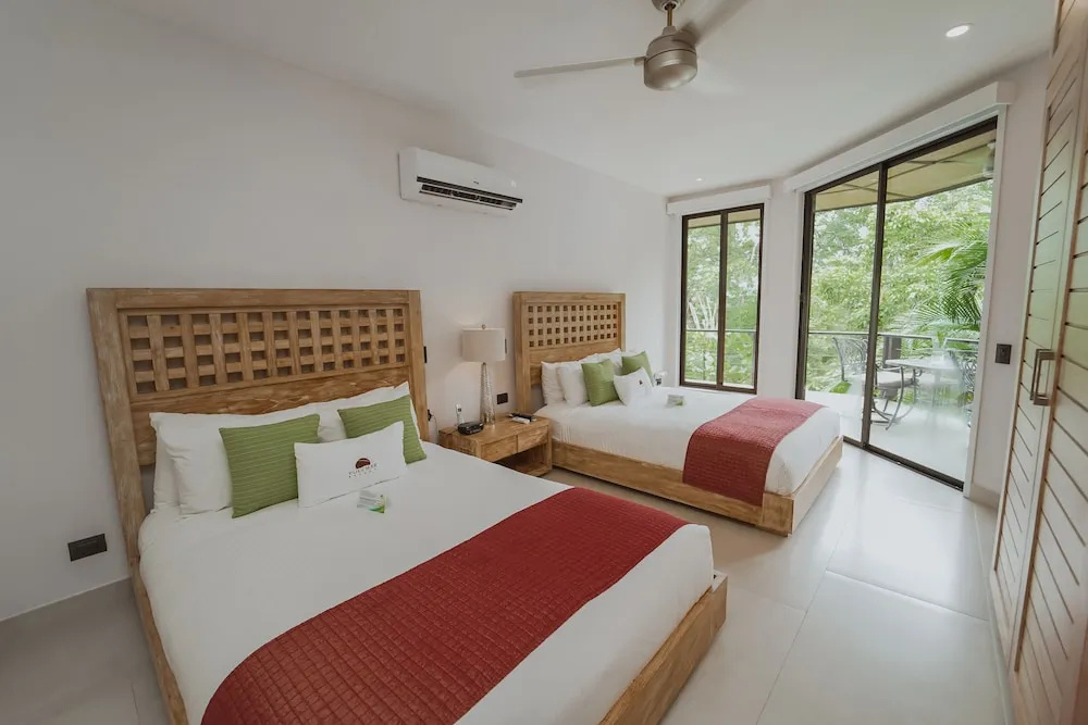 Tulemar Bungalows & Villas