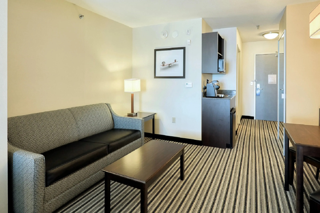 HOLIDAY INN EXP STES BATAVIA D by IHG