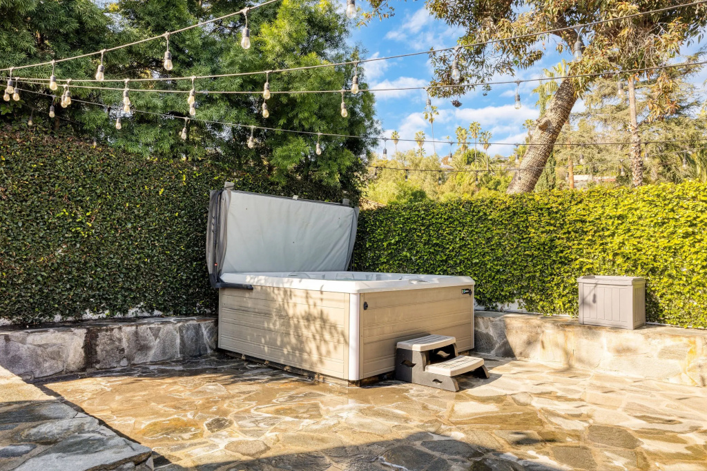 Valentino by AvantStay | Luxury Hollywood Mansion, Los Angeles
