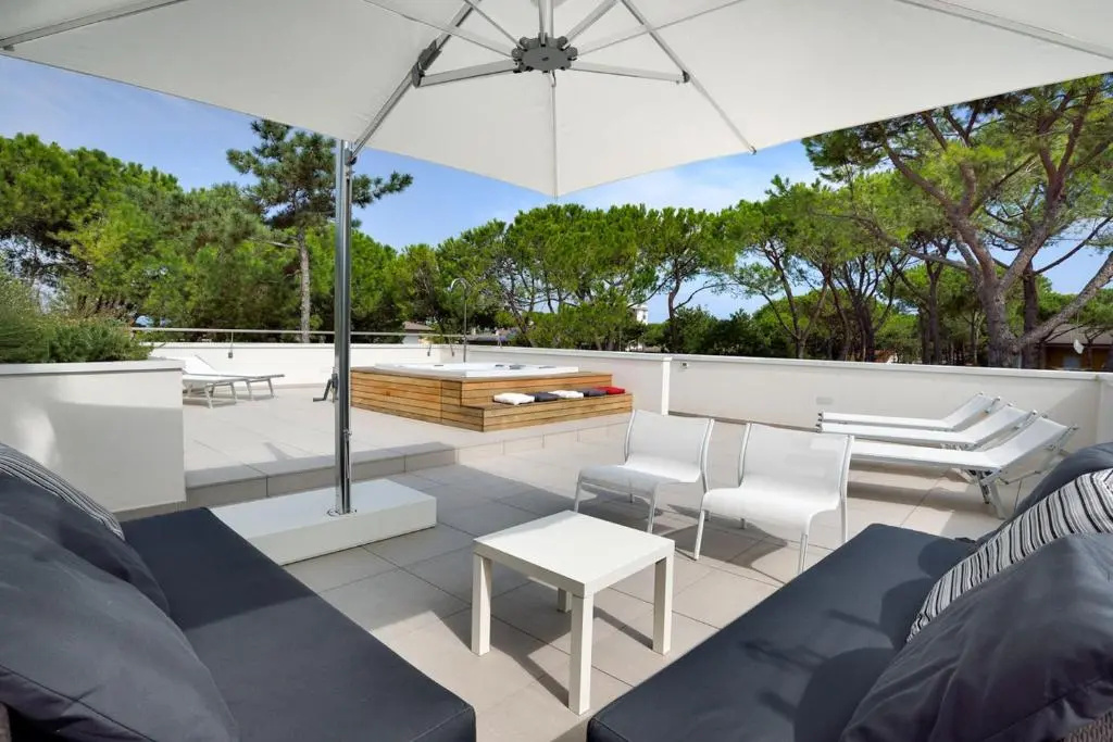 Summer Villas