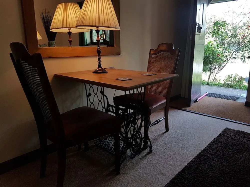 Miltons Country Lodge