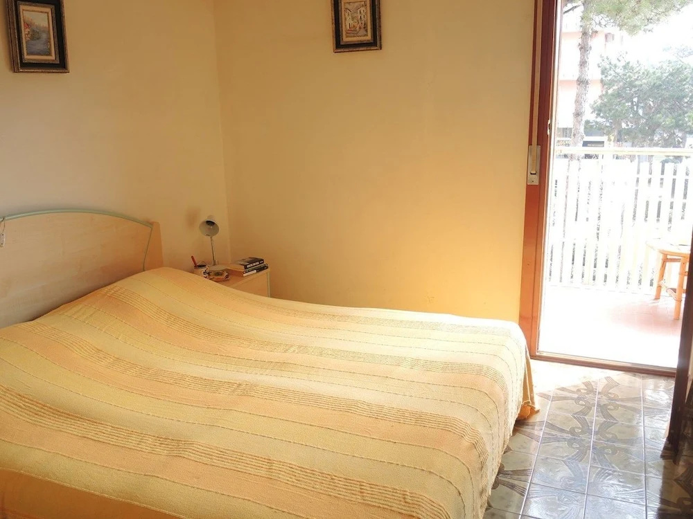 Condominio Carina Sud