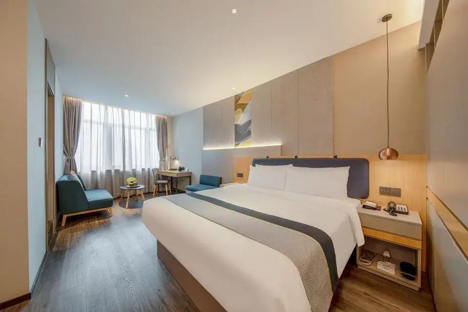 Homeinn Selected Hotel (Changzhou Universal Dinosaur Park Wanda Plaza)