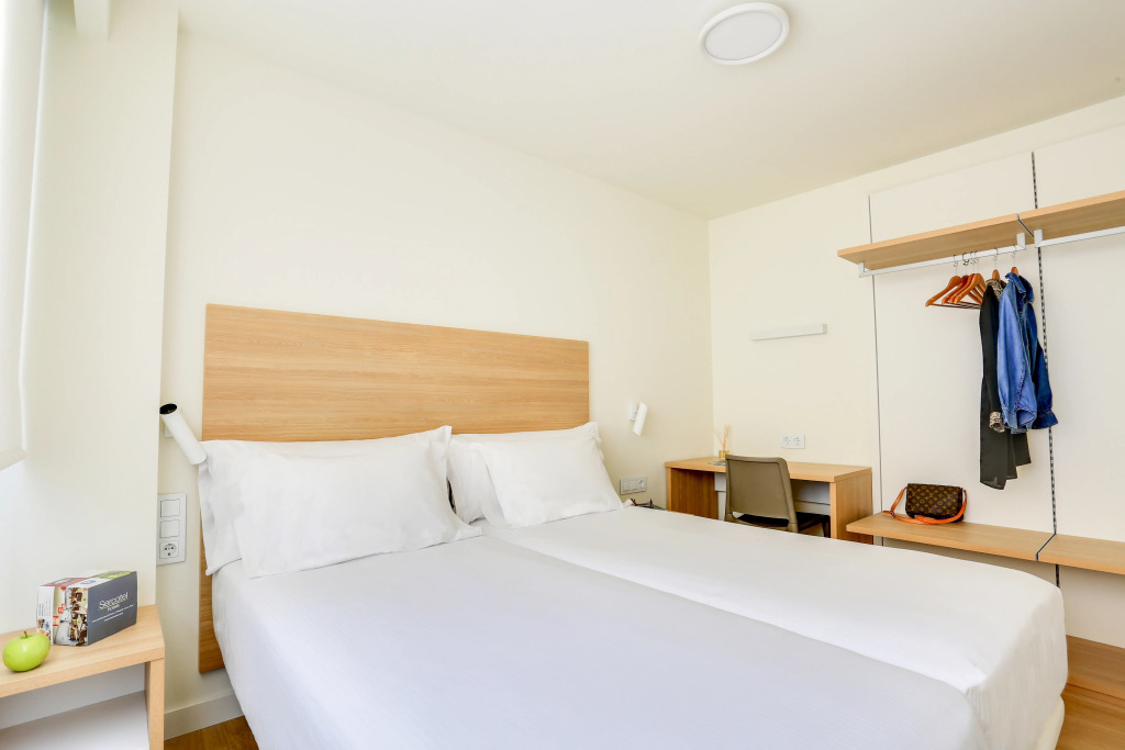 Sercotel Logroño Suites