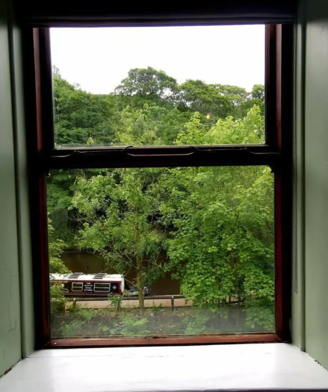 Spacious Riverside Home, 3 Bedrooms, Hebden Bridge