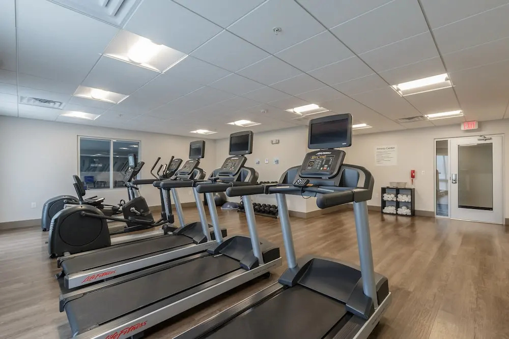 Holiday Inn Express & Suites- South Bend Casino by IHG